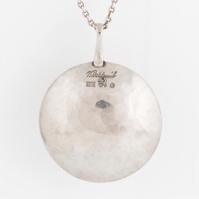 IBE DAHLQUIST, a sterling silver pendant and chain from Visby.