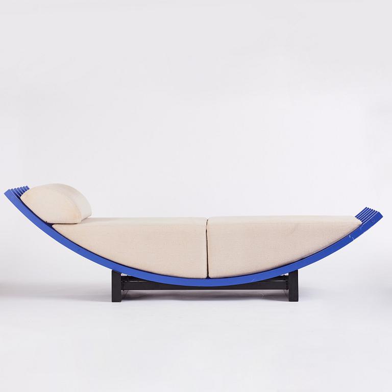 Jonas Bohlin, a 'Concav' chaise longue, Källemo, Sweden ca 1985.