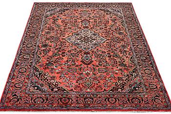 A Mehraban rug, c. 283 x 200 cm.