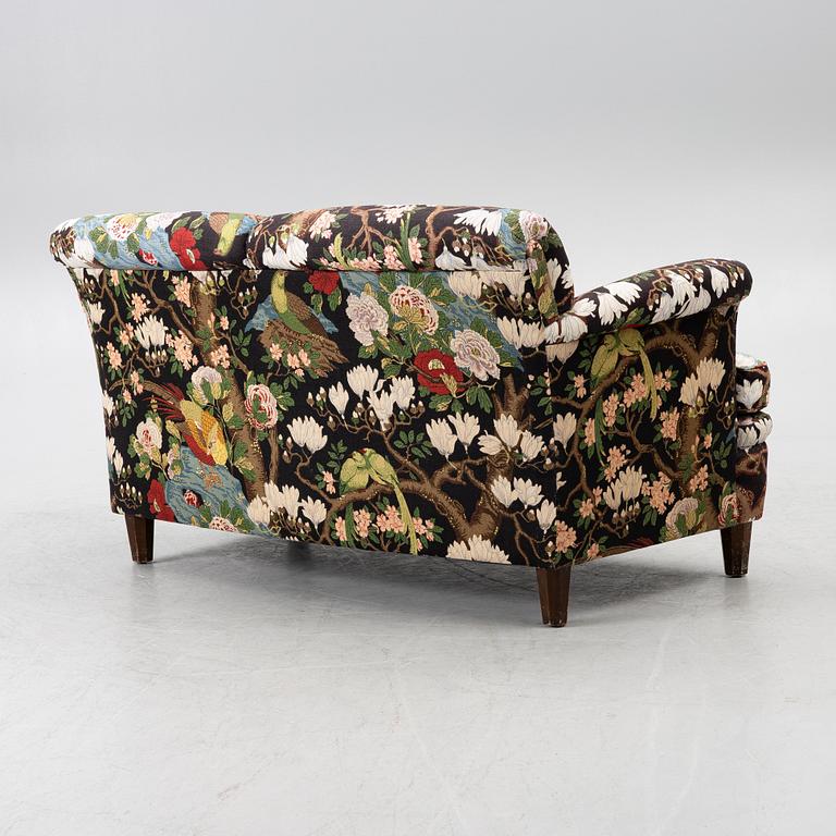 Josef Frank, sofa, model B 678, Svenskt Tenn, mid 20th century.