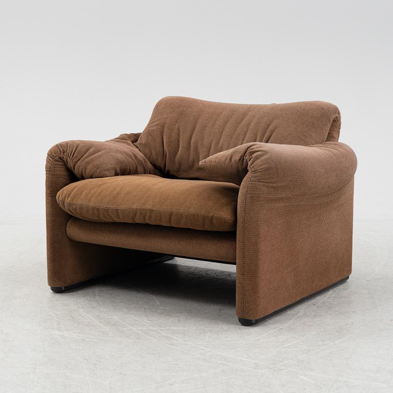 Vico Magistretti, a 'Maralunga' lounge chair from Cassina, Italy, late 20th Century.