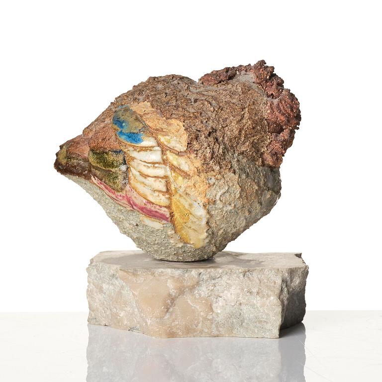 Tyra Lundgren, skulptur, chamotterat stengods, fågel, egen ateljé, Bredkvie, Gotland.