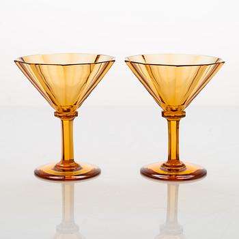 Göran Hongell, a 1930's 8-piece '5413' cocktail set for Karhulan Lasitehdas.