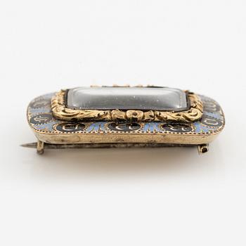 Brooch, gold with enamel and compartment. Engraved 1833.
