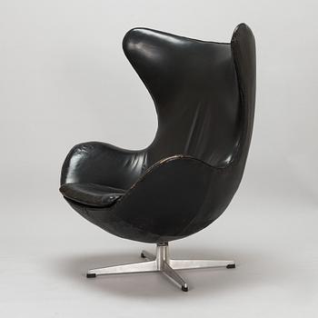 Arne Jacobsen, fåtölj "Ägget" för Fritz Hansen, 1960/70-tal.