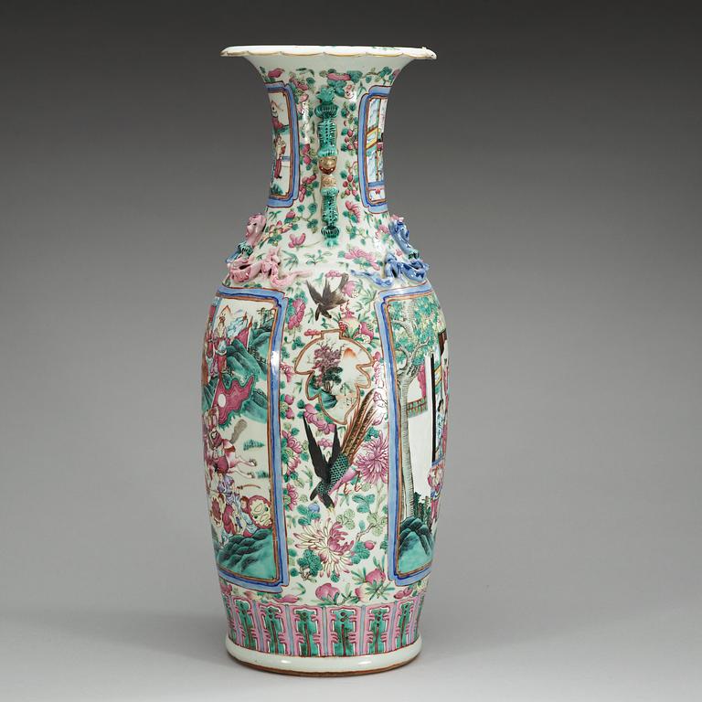 A large famille rose Canton vase, Qing dynasty, 19th Century.