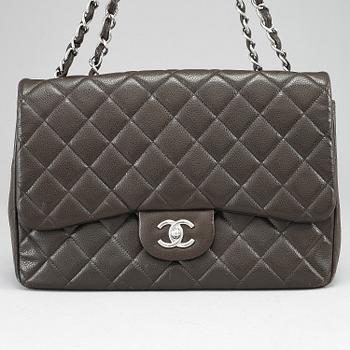 Chanel, väska, "Maxi Classic", 2009-10.