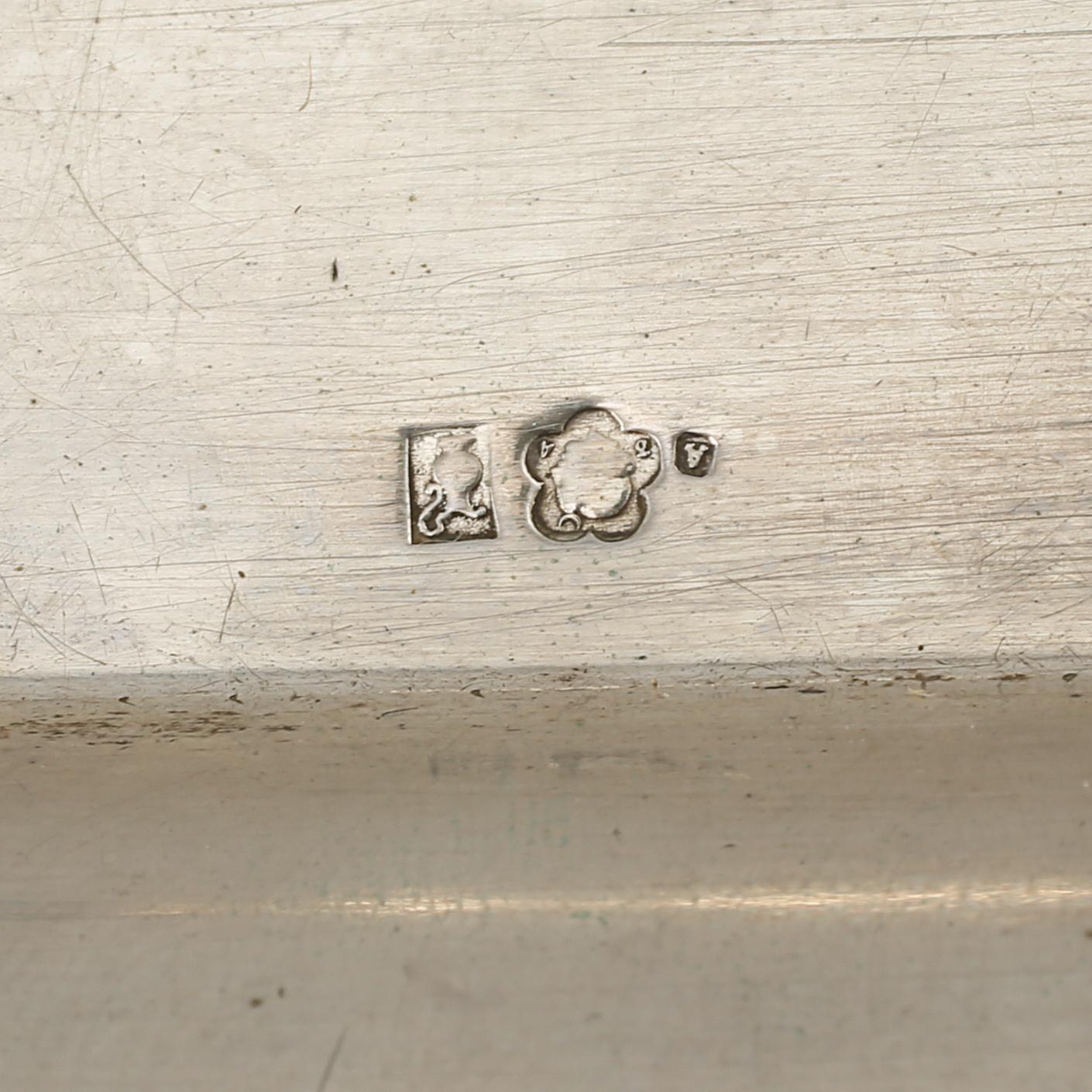 BRICKA, silver, troligen Eduard Friedman, Wien, Österrike, 1881-1919, vikt 530 gram.