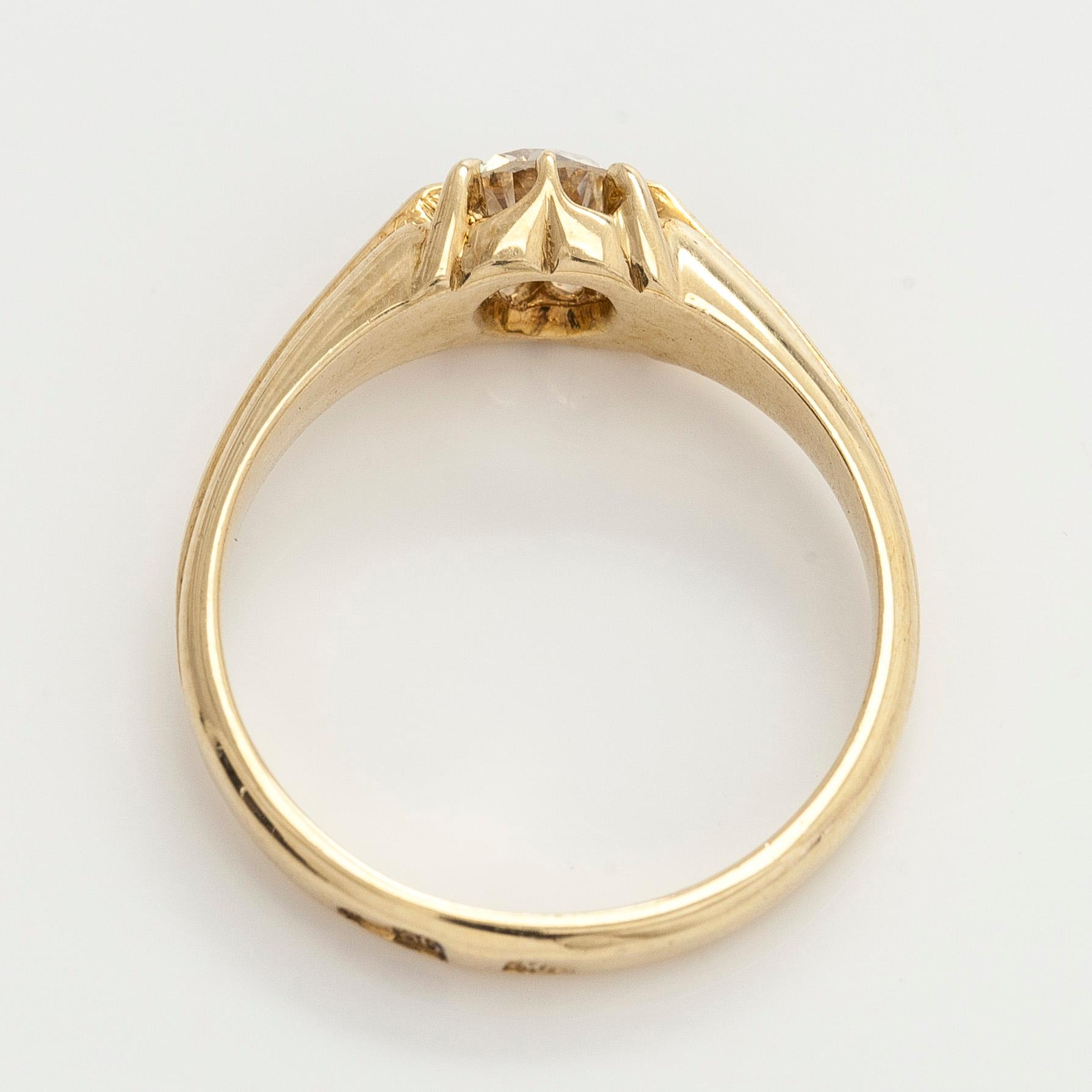 Sormus, vanhahiottu timantti, 14K (56) kultaa, St Petersburg 1908–1926.