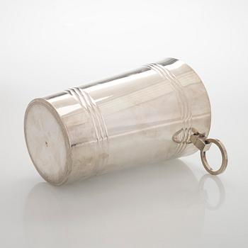 A champagne cooler, St Médard, France, first half of the 20th century.