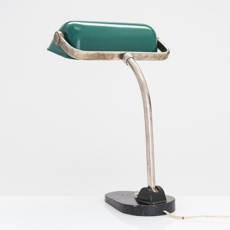 Paavo Tynell, a 1930's '5304' table lamp for Taito.