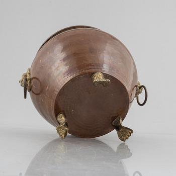 Champagne cooler, brass and copper, late 19th Century.