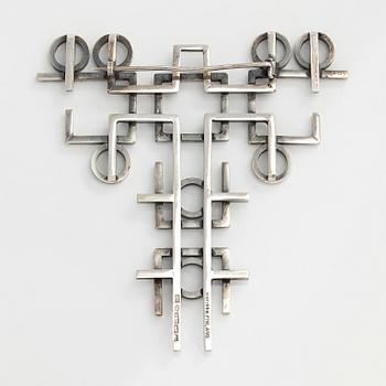 Pekka Sarvanto, brosch, silver. Aarikka 1964.