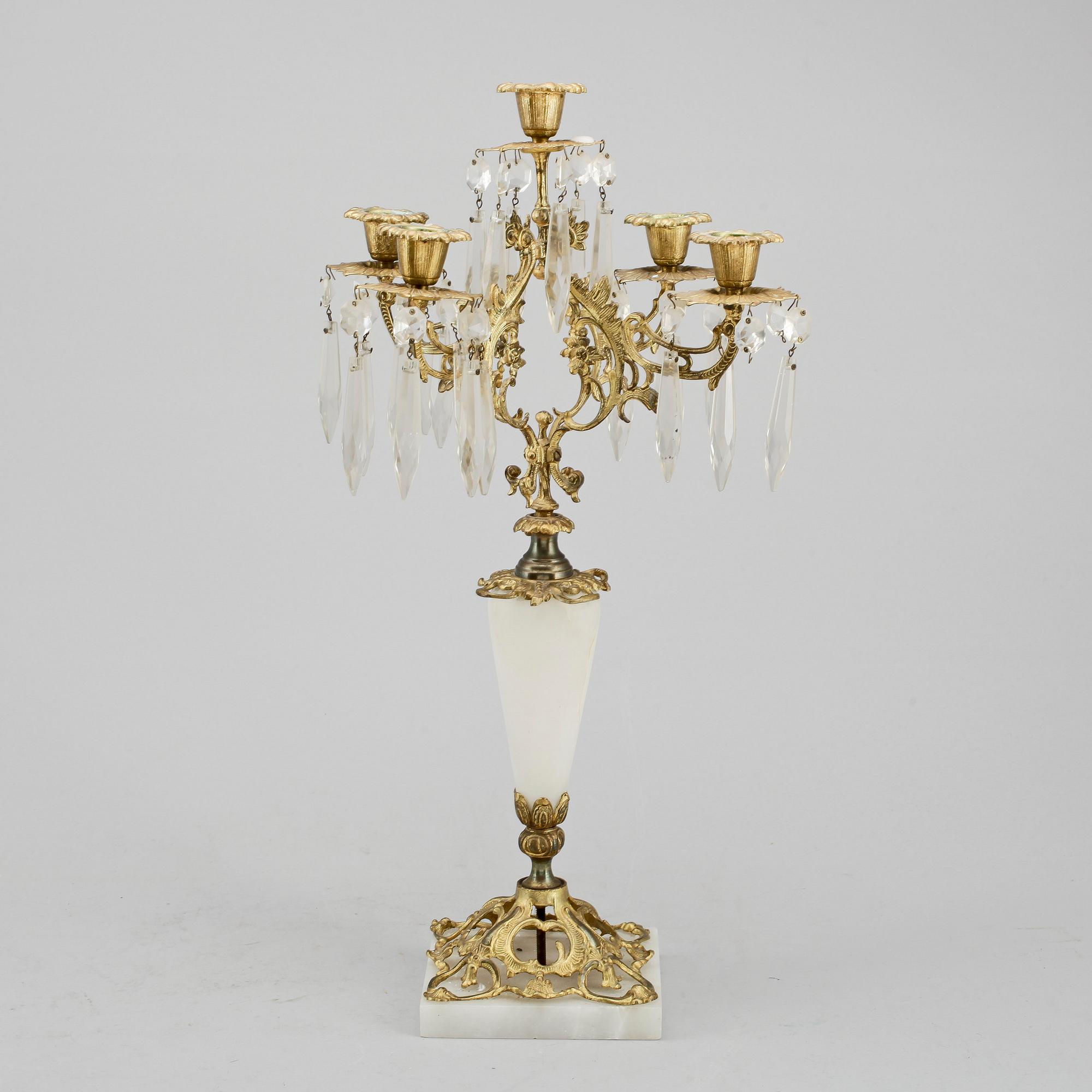 KANDELABER, Oscariansk, alabaster samt metall, 1800-talets senare hälft.