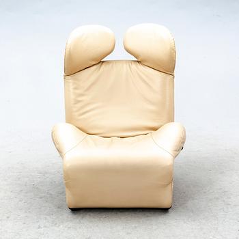 A leather easy chair 'Wink' by Toshiyuki Kita for Cassina, 1980's.