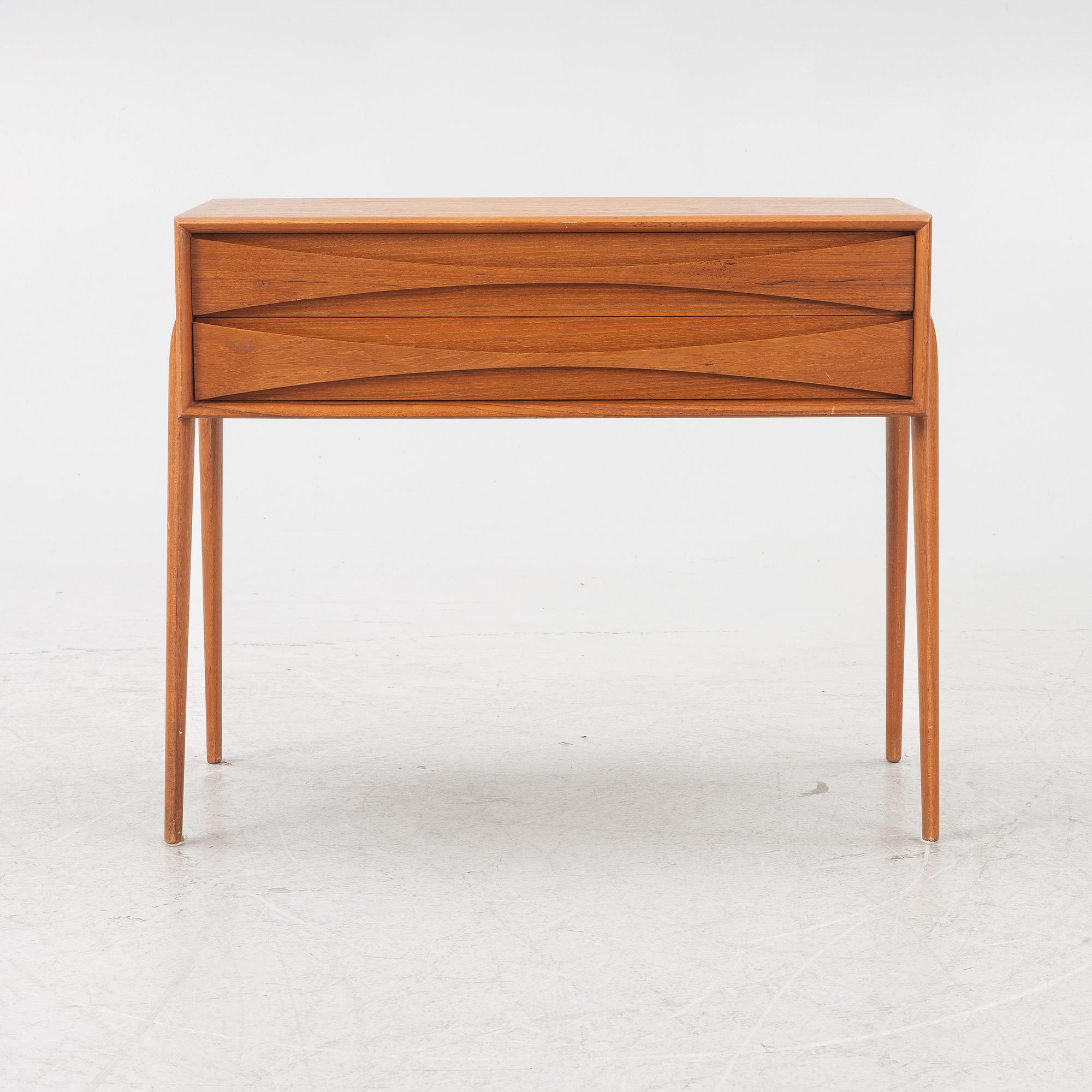 Rimbert Sandholdt, a 'GT 6835' chest of drawers, Glas & Trä, Hovmantorp.