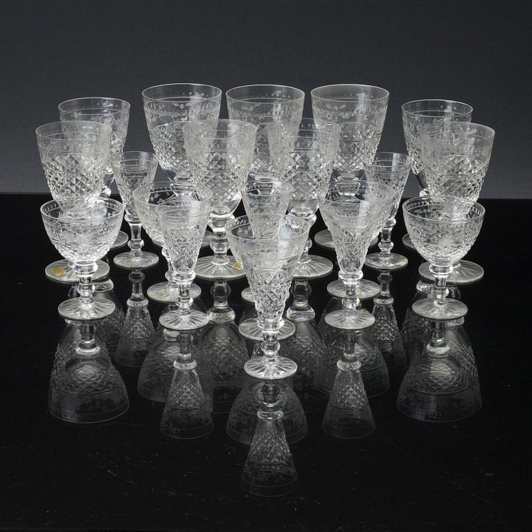 ELIS BERGH, GLASS 46 PCS "ELIVRA MADIGAN" KOSTA.