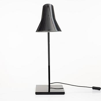 Antonio Citterio, Table lamp, 'Kelvin T', Flos, 21st century.
