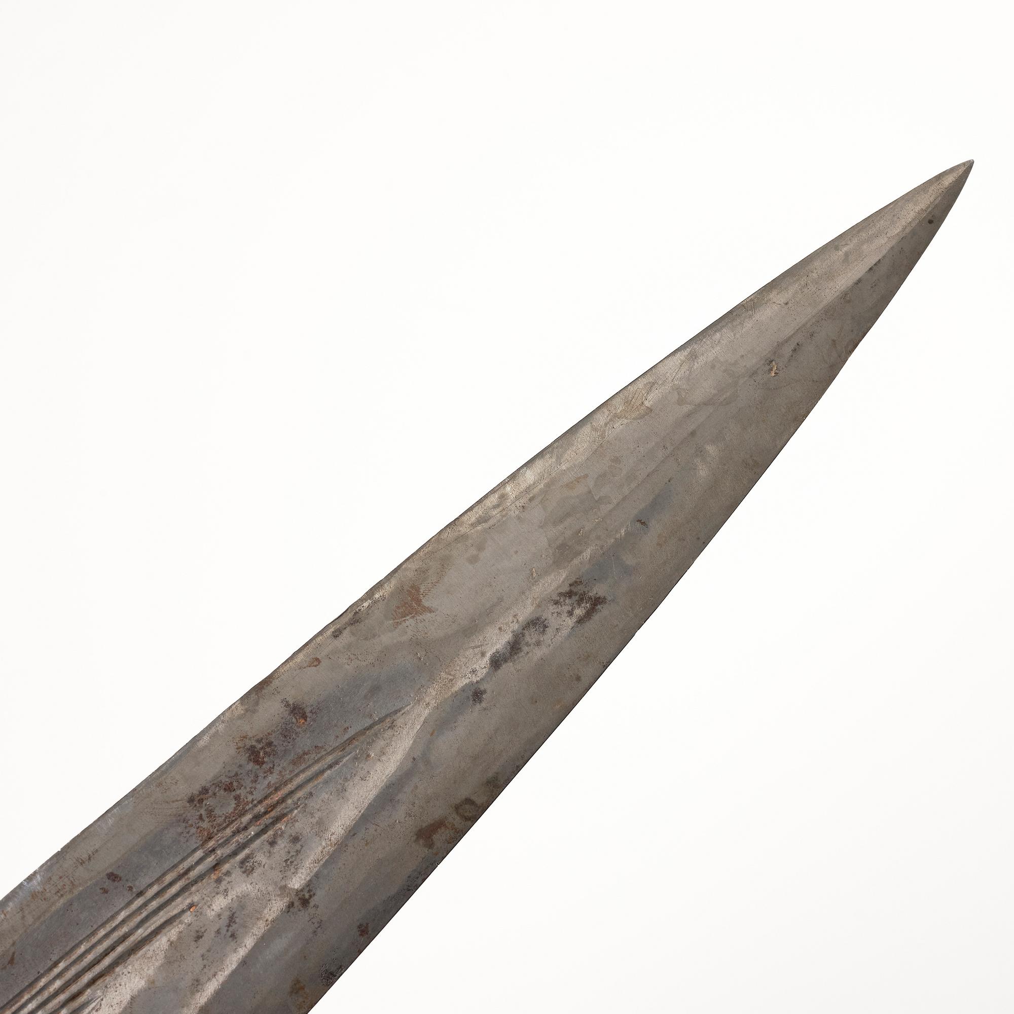 Sword Mambeli, Congo and folding knife Spain, 18th/19th century.