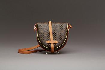 VÄSKA, "Chantilly Perfo Mono", Louis Vuitton.