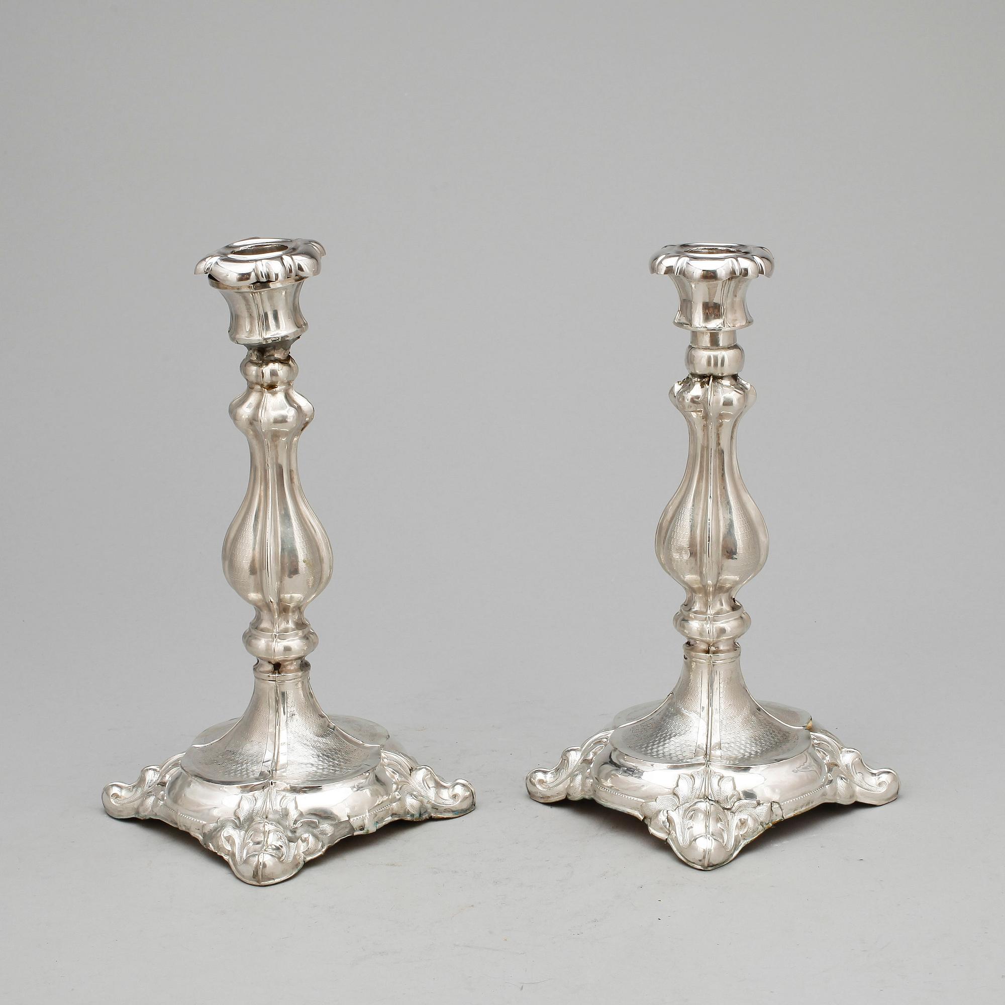 LJUSSTAKAR, ett par, silver, Möllenborg, Stockholm, 1871.