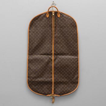 LOUIS VUITTON, monogram canvas 'Garment cover'.