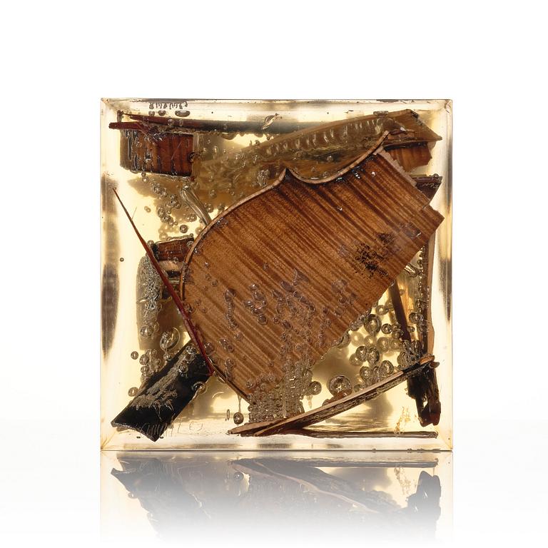 Arman (Armand Pierre Fernandez), Accumulation med fiol.