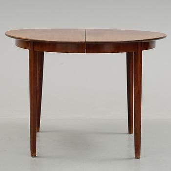 MATBORD, med 2 iläggsskivor, 1900-talets mitt.