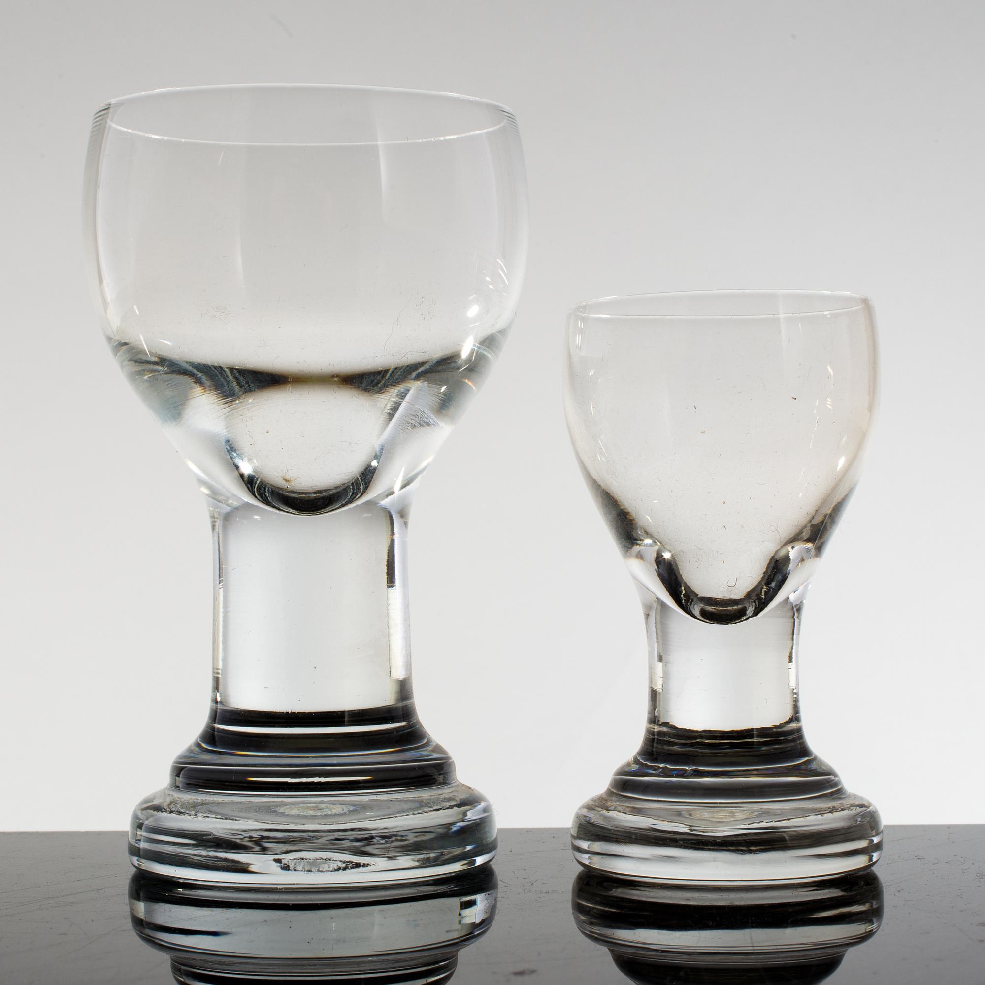 BERTIL VALLIEN, glas, 23 st, "Ballad", Kosta Boda, formgivna 1975.