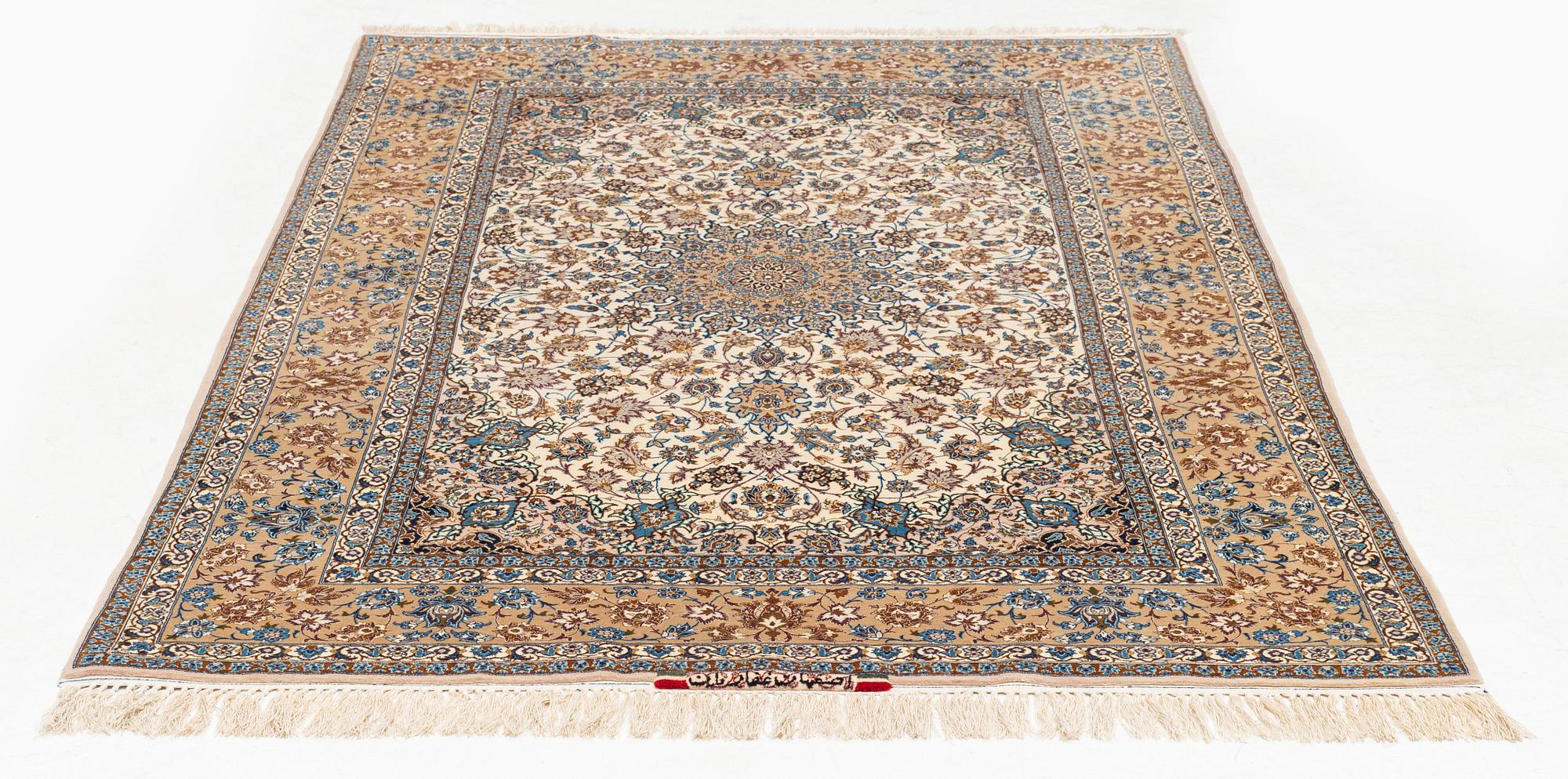Matta, Old, Isfahan, signerad, ca 244 x 149 cm.