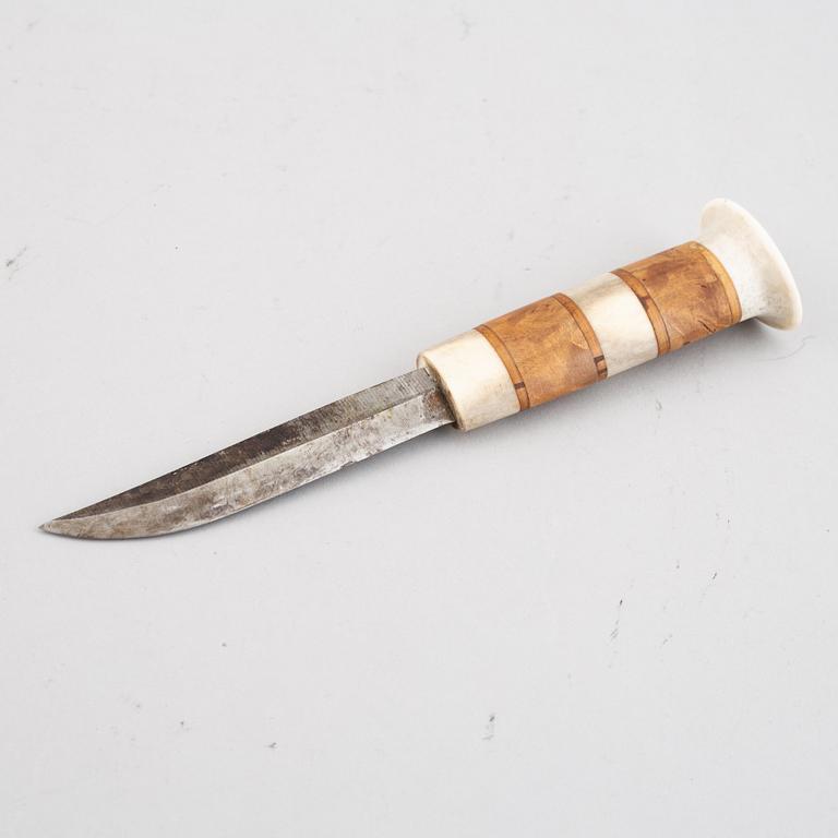 Johan Märak, samekniv, monogramsignerad JM.