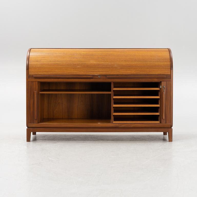 Sideboard, Ferdinand Lundqvist Göteborg, 1900-talets mitt .