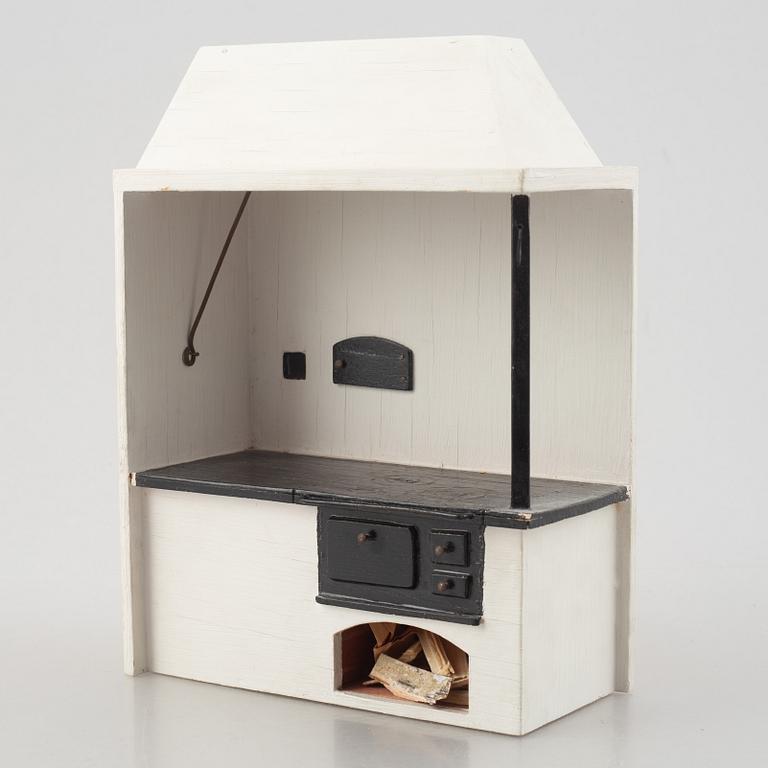 Dockskåpsmöbler, 6 delar samt accessoarer, Berit Bergström, Nolbyn, Värmländskt Hantverk, 1940-/50-tal.