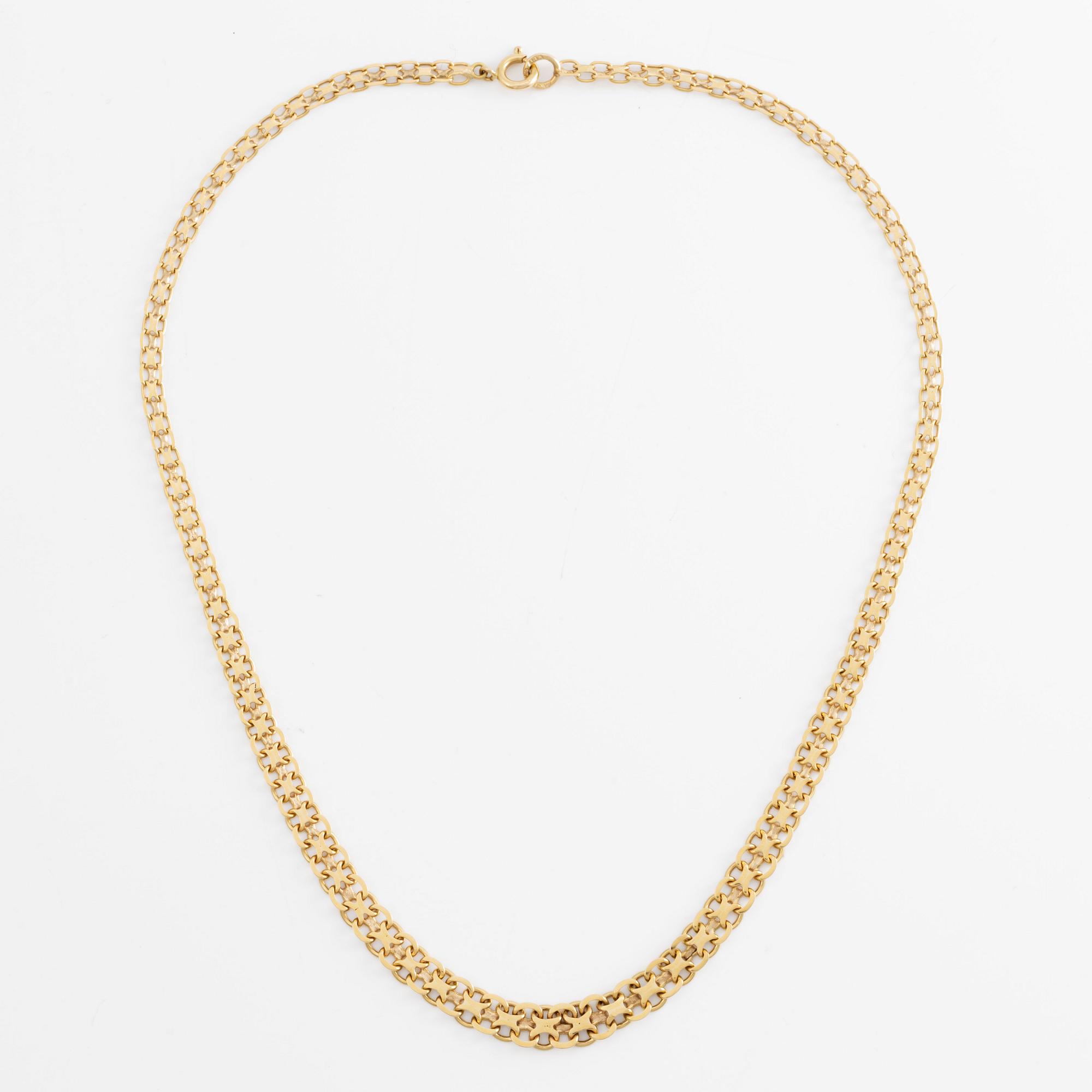 Necklace 18K gold.