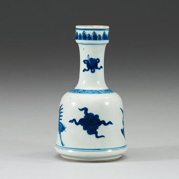 A blue and white bottle flask, Qing dynasty, Kangxi (1662-1722).