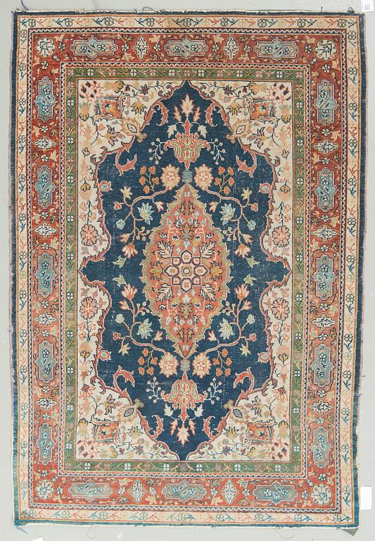A semi-antique rug from Tabriz 200 x 133.
