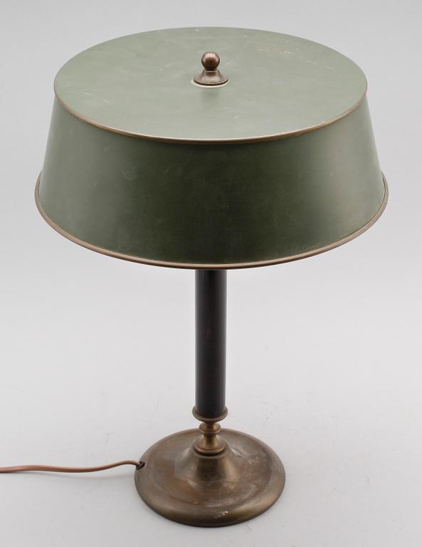 BORDSLAMPA, 1900-talets första hälft.