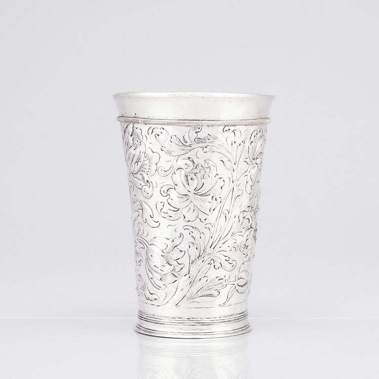 A German baroque silver beaker, marks of Leonhard Rothaer I, Hamburg.