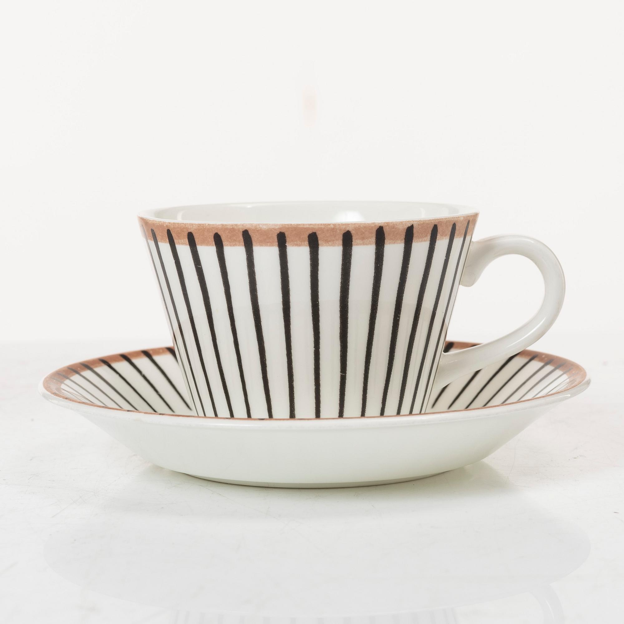 Stig Lindberg, 18 'Spisa Ribb' service pieces, Gustavsberg.