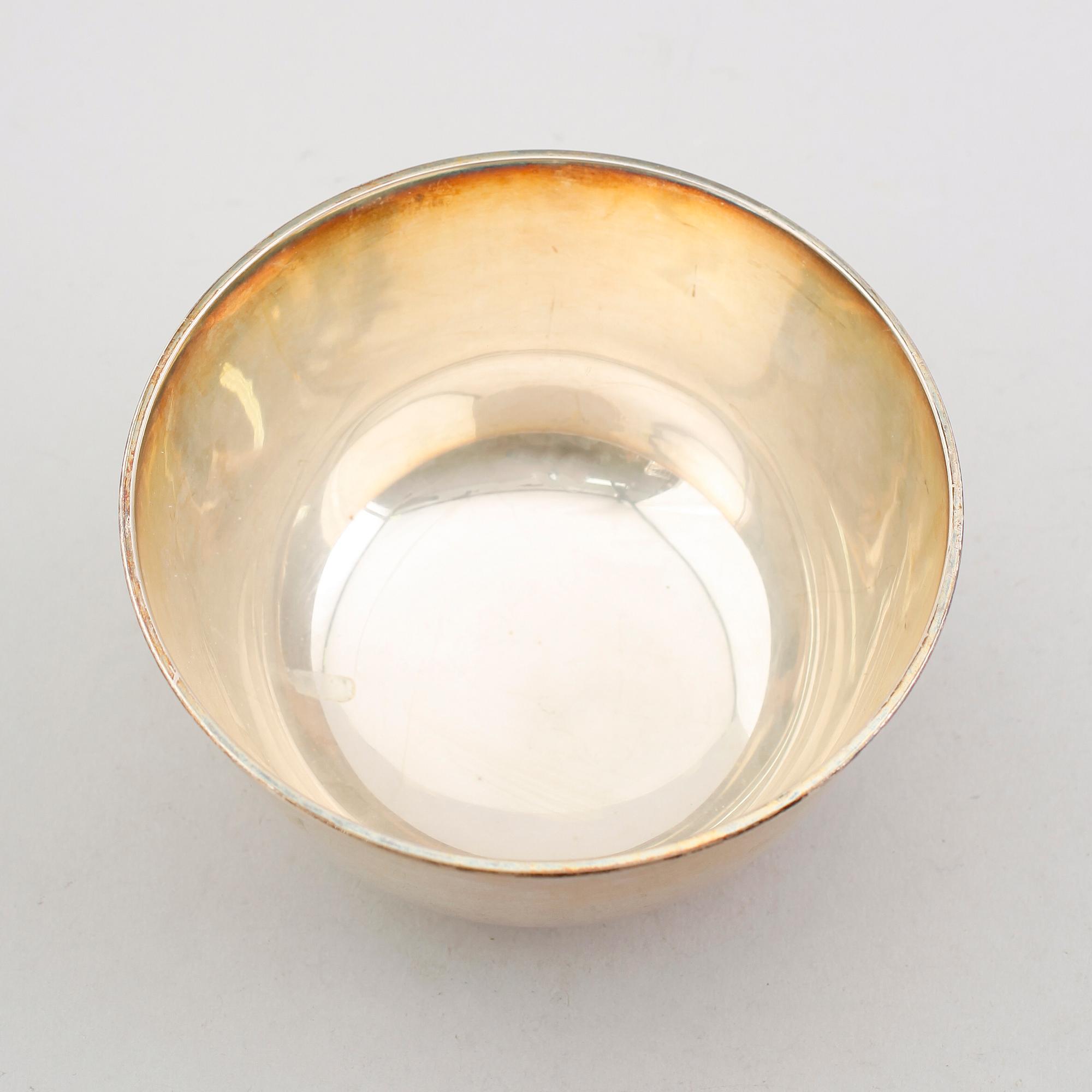 SKÅL, silver, WA Bolin, Stockholm 1940. Vikt ca 355 gram.