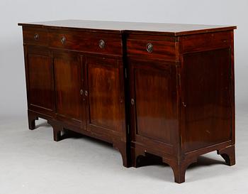 SIDEBOARD, England, 1900-talets första hälft.