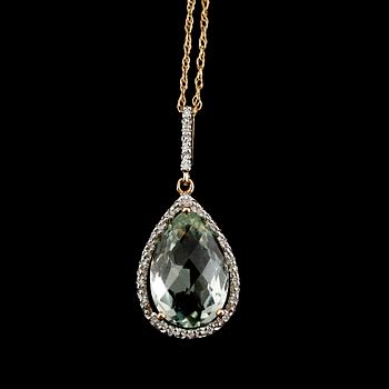 COLLIER, 14 k guld och vitguld, hänge med diamanter och grön droppformad ametist.
