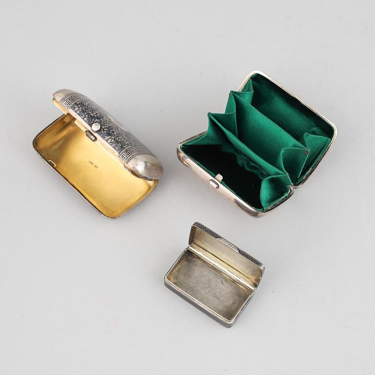 Two Russian 19th century silver and niello boxes and a silver purse, Moscow and St. Petersburg.