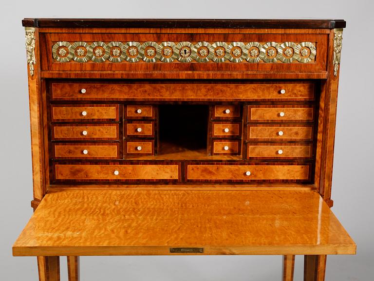 SEKRETÄR, gustaviansk stil, 1900-talets mitt.