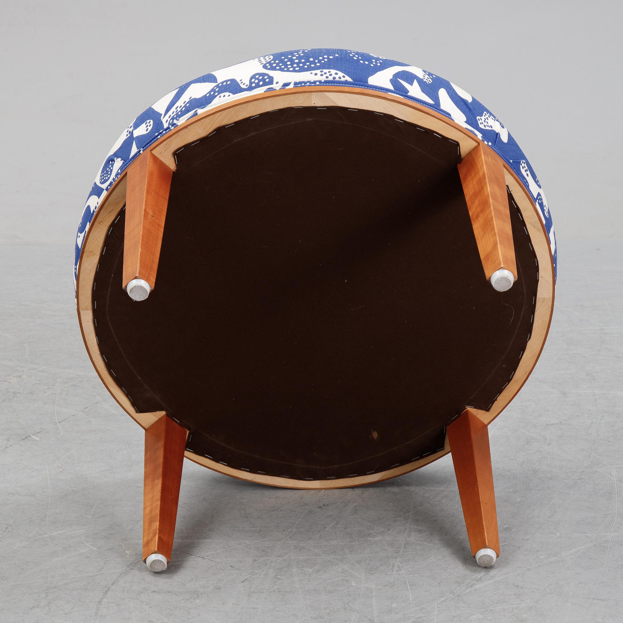 Josef Frank, a model 647 ottoman, Svenskt Tenn.