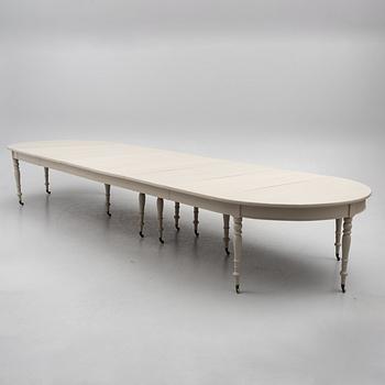 Dining table, 19th century.