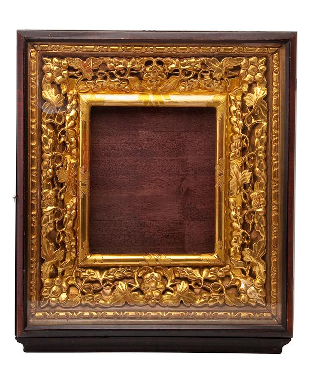 "KIOT", ICON CABINET.