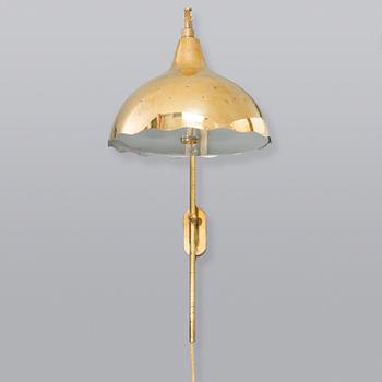 GUNNEL NYMAN, a mid 20th century wall light for Idman.