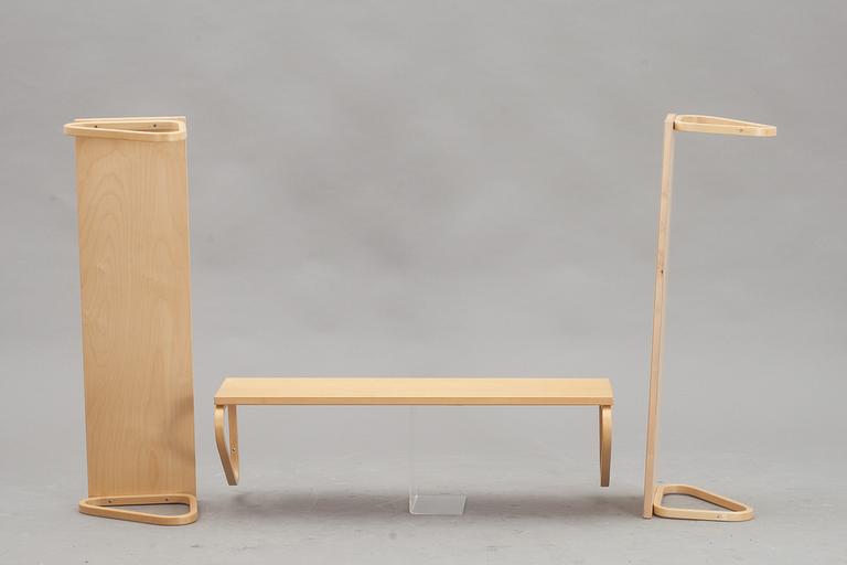 VÄGGHYLLOR, 3 st. "Artek". Alvar Alto. 1900-talets slut.