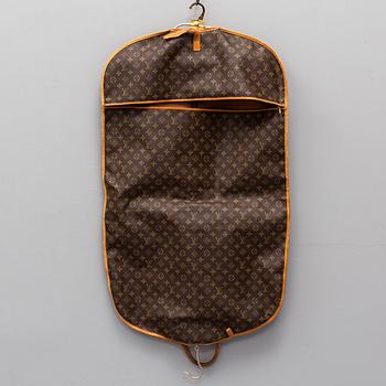 LOUIS VUITTON, "Garment Cover", resegarderob.